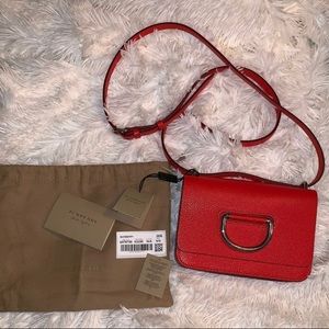 ❌SOLD❌Burberry D ring small cute red bag NWT